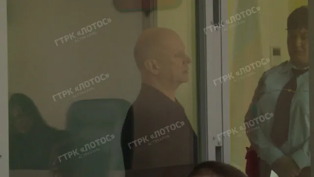 В Астрахани прокурор запросил для Полумордвинова 4 года тюрьмы и штраф