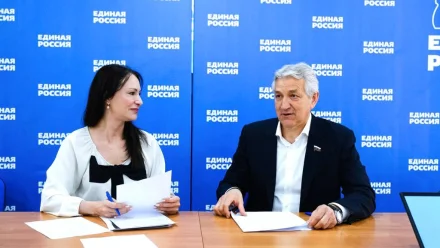 Леонид Огуль подал документы на участие в праймериз “Единой России”