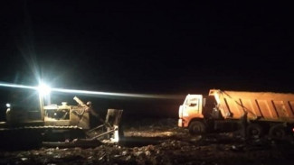 Из-за загорания мусора на полигоне под Астраханью ожидается запах гари