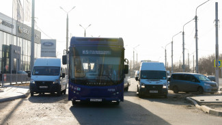 В Астрахани 12 новых автобусов запустили на второй магистральный маршрут