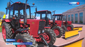 Спецтехнику и транспорт КТК передал госучреждениям Астраханской области