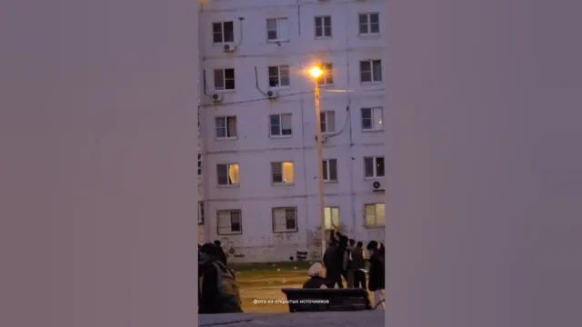 В Астрахани полиция разыскала хулиганов, стрелявших по уличным фонарям