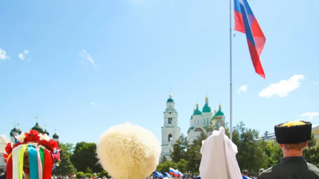 В Астрахани День России отметят праздничными мероприятиями