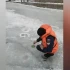 Астраханцам напоминают: при оттепели и температурных качелях выход на лёд запрещён