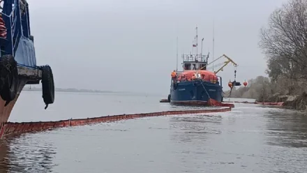 В портах Каспийского моря прошли учения по ликвидации ЧС