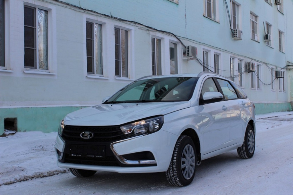 Астраханская больница получила автомобиль для паллиативной помощи