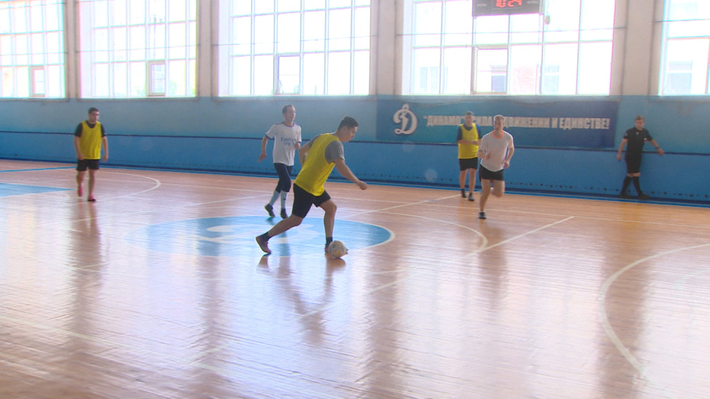 В Астрахани прошёл футбольный турнир в память о матче в блокадном Ленинграде