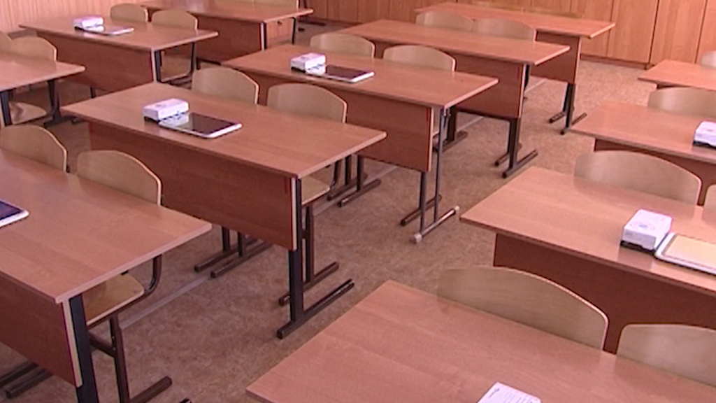 В Астраханской области 9 школ полностью закрылись на карантин 