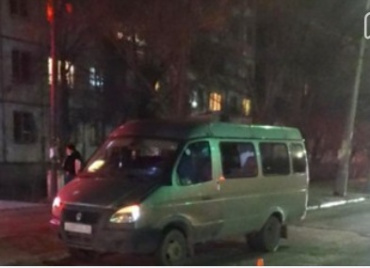 В Астрахани водитель маршрутки высадил мальчика вечером в безлюдном месте