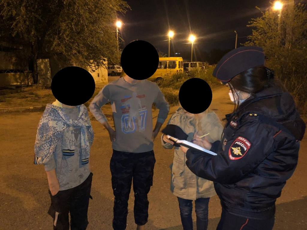 В Астраханской области выявили 14 подростков, гулявших ночью по улицам