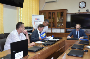 Кандидат на пост главы региона от ЛДПР представил документы в избирком Астраханской области 
