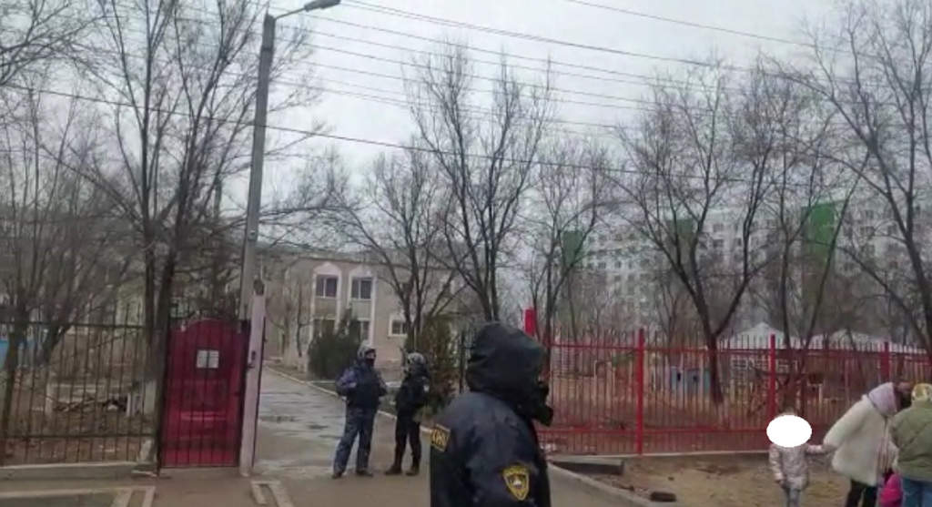 В Астрахани проводят проверки по сообщениям о «минировании» детских садов