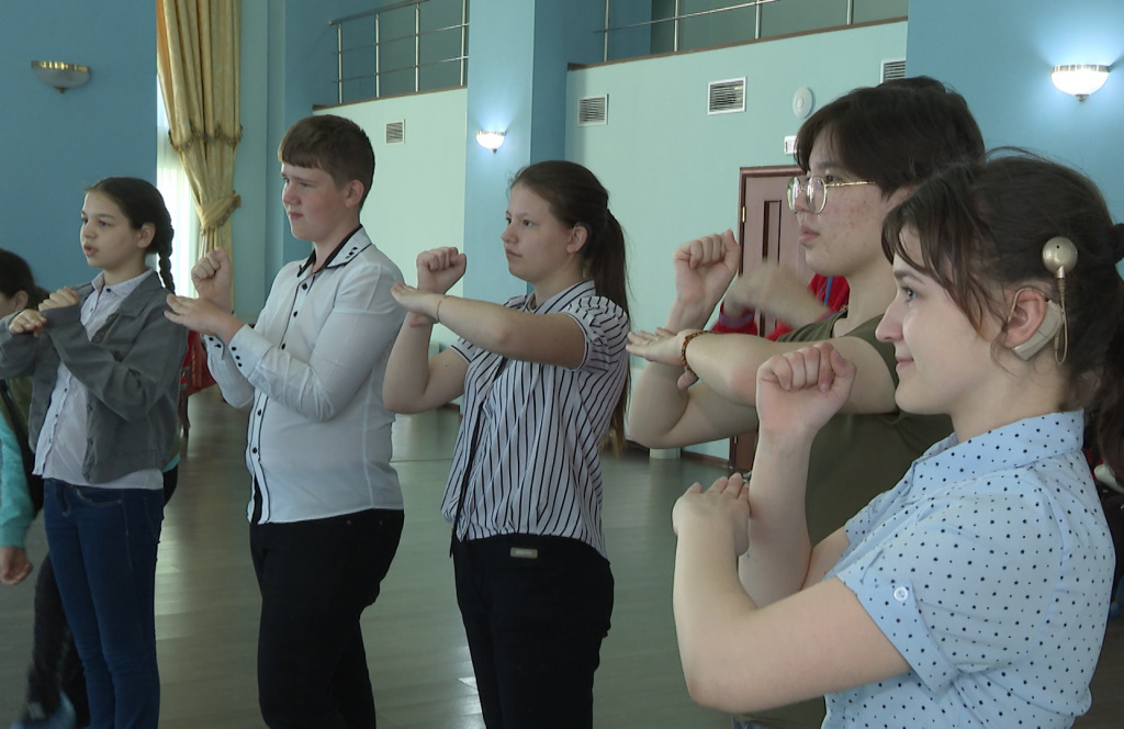В Астрахани готовят премьеру спектакля-пантомимы "Мечта − это просто"