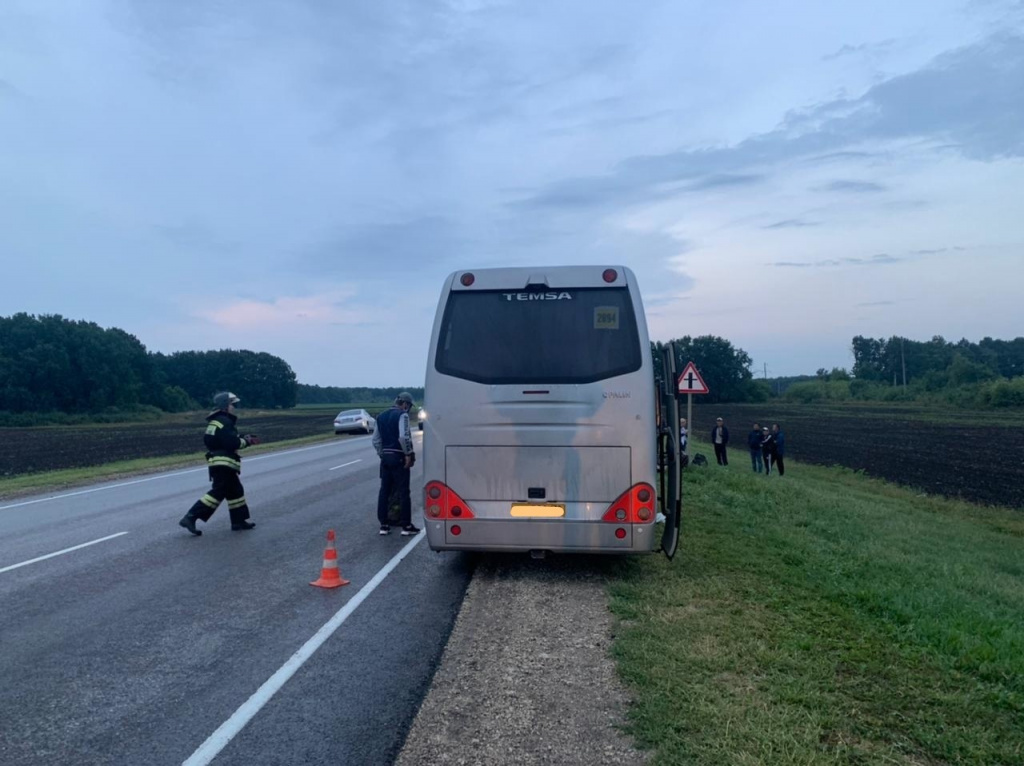 В Тамбовской области автобус, ехавший в Астрахань, попал в ДТП