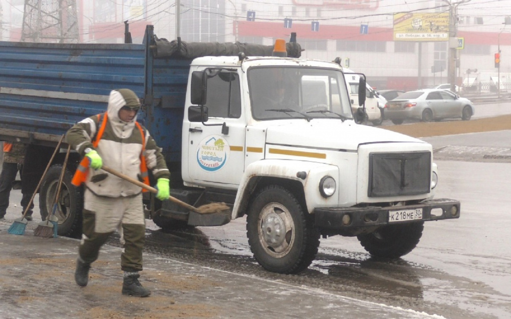 В Астрахани коммунальщики готовы к борьбе с гололёдом