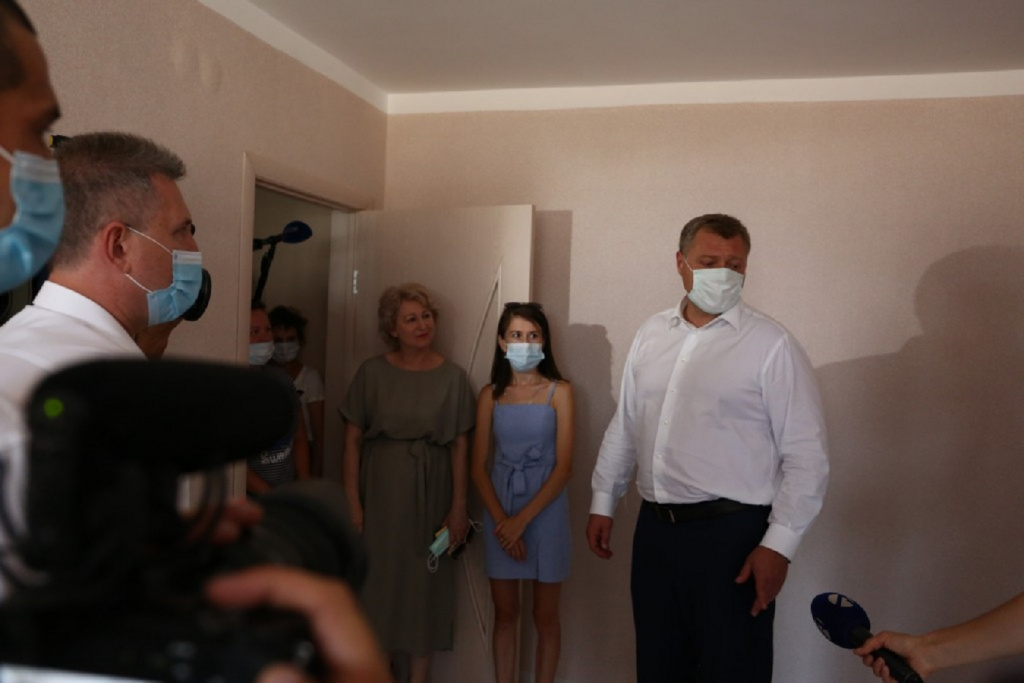 Под Астраханью в августе 36 детей-сирот получат ключи от новых квартир