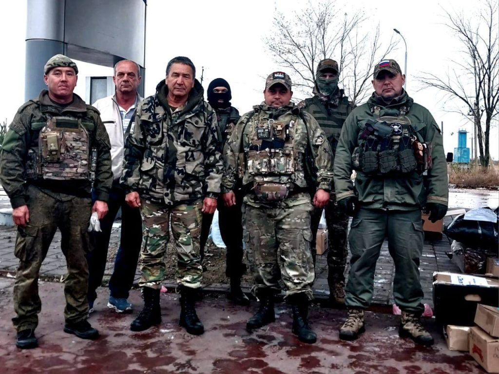 Астраханским бойцам из дивизиона «Лотос» доставили гуманитарную помощи