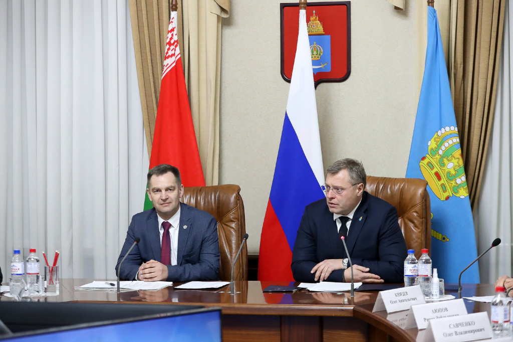 Беларусь планирует нарастить объёмы грузоперевозок через Астраханскую область