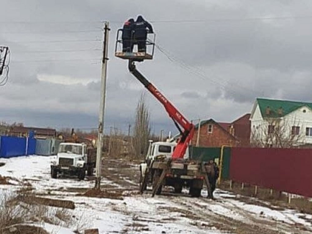 В Астраханской области 99 тысяч человек остаются без света из-за непогоды