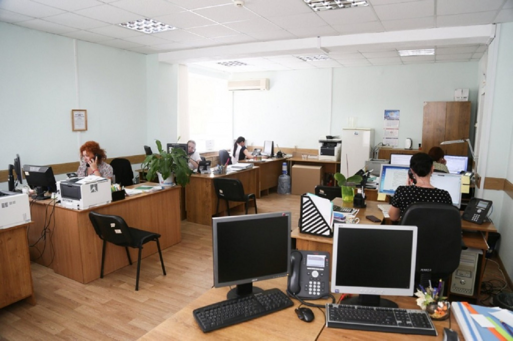 В Астрахани губернатор поручил провести прямую линию по соцвыплатам