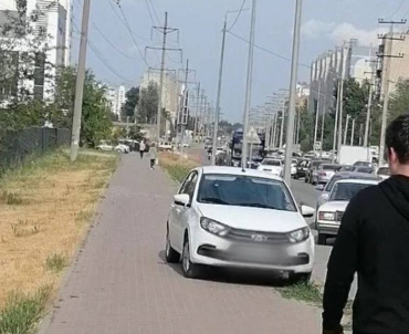 Астраханские полицейские разыскали нарушителя ПДД, выявленного в ходе мониторинга интернета