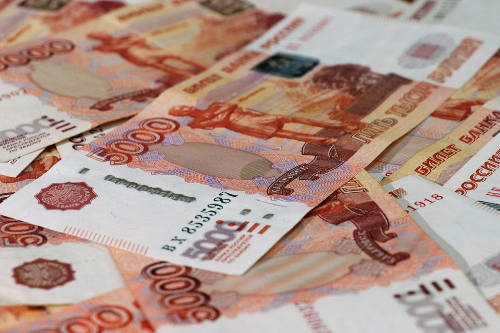 Четверо жителей Астрахани подозреваются в неправомерном обороте средств платежей