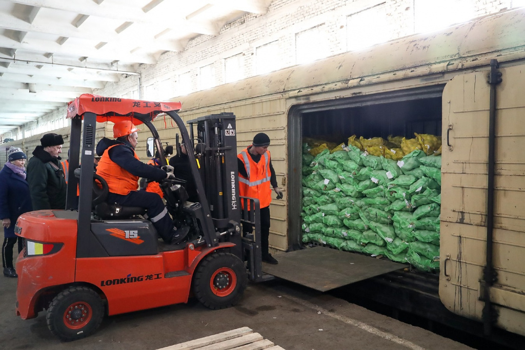 В Астрахань прибыли вагоны с 600 тоннами раннего картофеля из Ирана