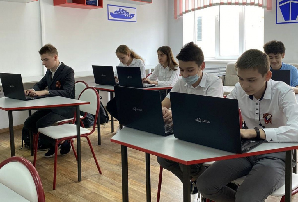 В 40 школах Астраханской области появится новое цифровое оборудование
