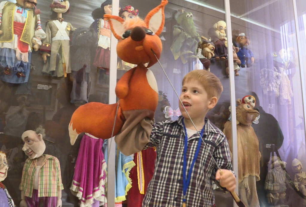 В Астрахани для детей проводят курсы актёров-кукловодов