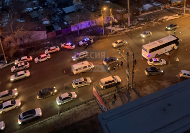В Астрахани на Кубанской водитель автобуса насмерть сбил женщину