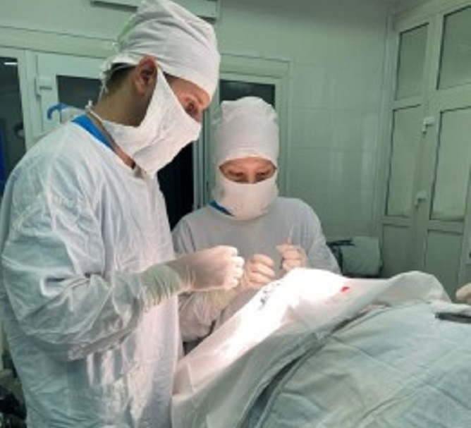 В Астрахани офтальмологи помогли девочке вернуть зрение после ошибочного диагноза