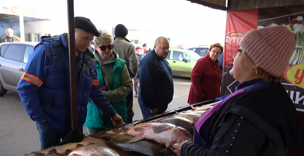 В Астрахани прошла рыбная ярмарка 