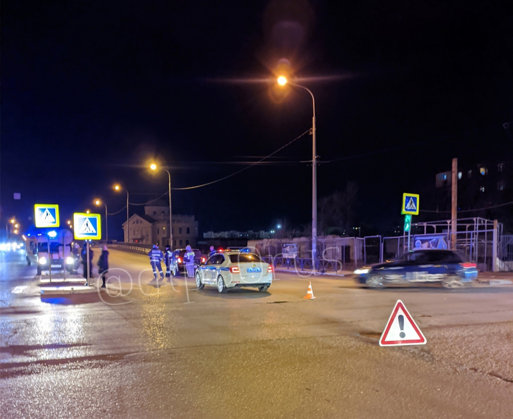 В Астрахани на Красной Набережной сбили пешехода