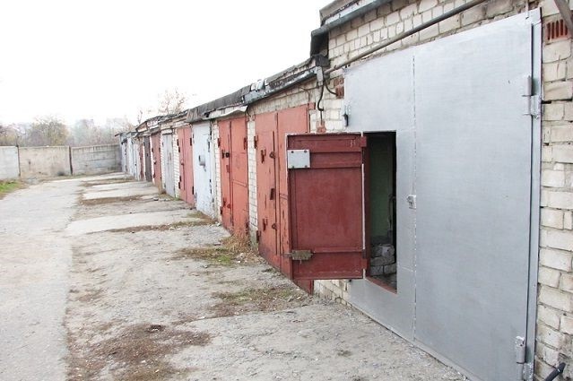 В Астрахани кадастровым инженерам помогут разобраться в нюансах “гаражной амнистии”