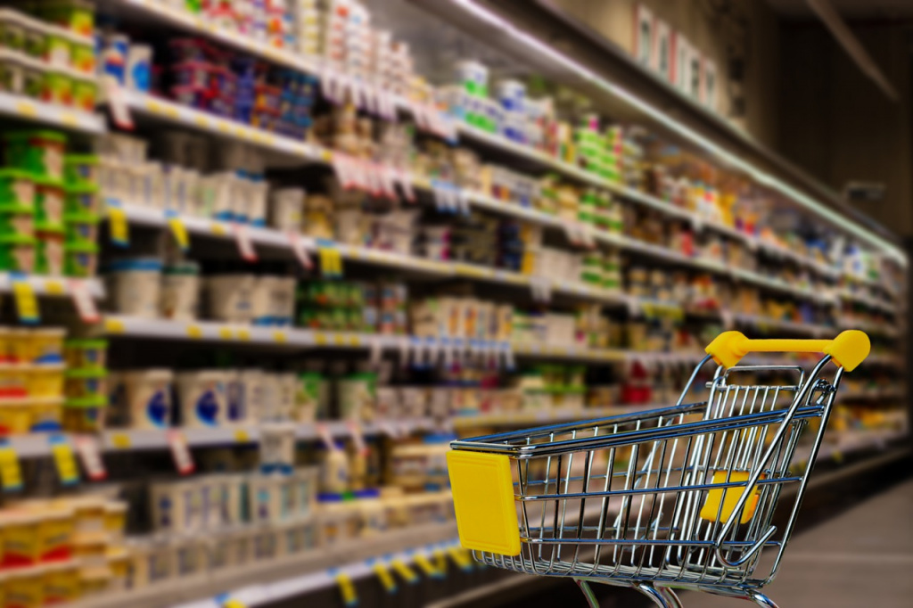 В Астраханской области не выявили скачка цен в супермаркетах при мониторинге 