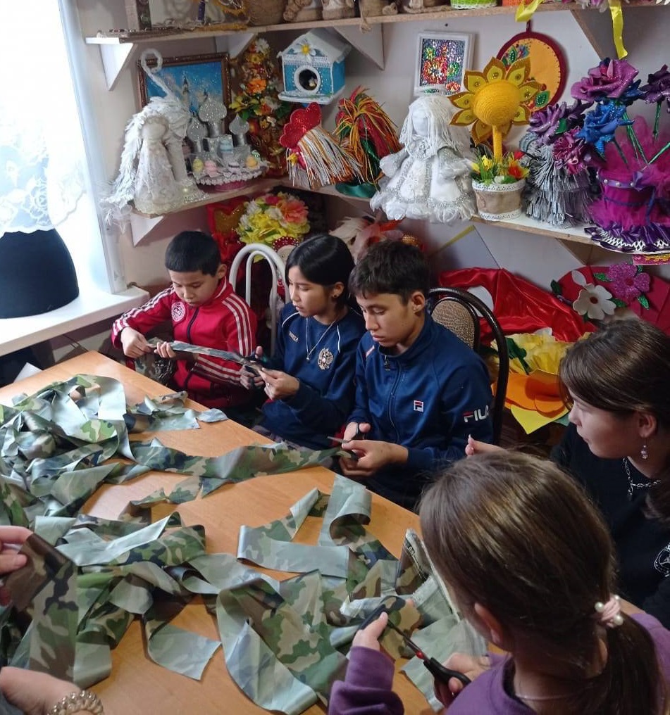 Реабилитационный центр радуга логотип. Воронова 19 красноярск. Реабилитационный центр радуга омск. Центр радуга красноярск. Реабилитационный центр радуга отрадный самарская область.