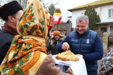 Жители Астраханской области весело отметили Проводы Масленицы