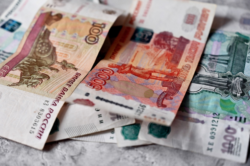 В Астрахани председатель ТСЖ присвоил крупную сумму денег