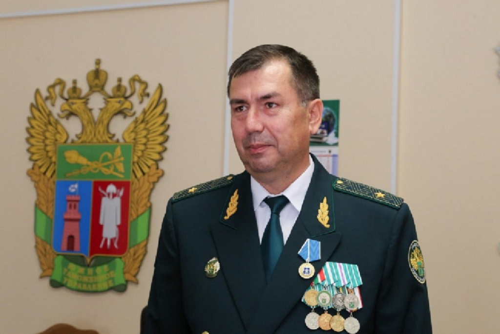 Экс-начальник Астраханской таможни приговорен 7 годам колонии за взятку