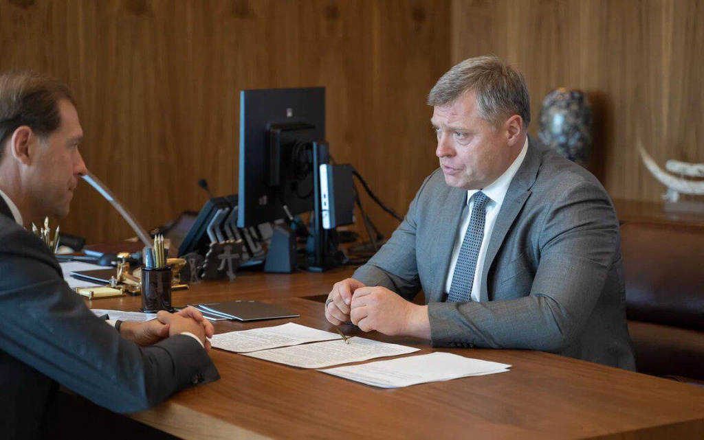 Игорь Бабушкин обсудил с главой Минпромторга РФ задержку зарплаты на заводе “Лотос”