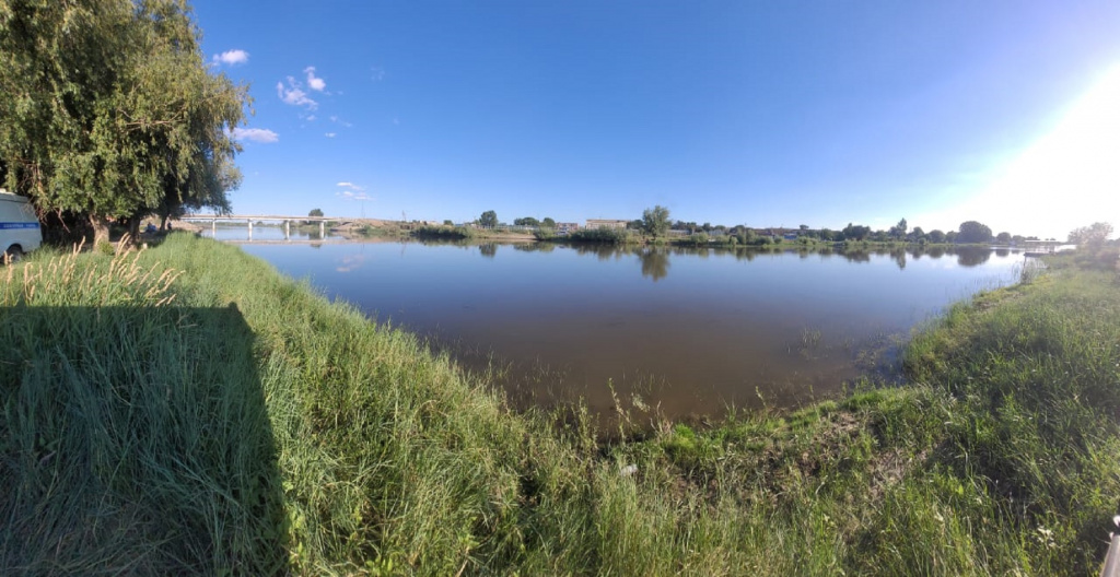 В Астраханской области в реке Хурдун утонул 16-летний подросток