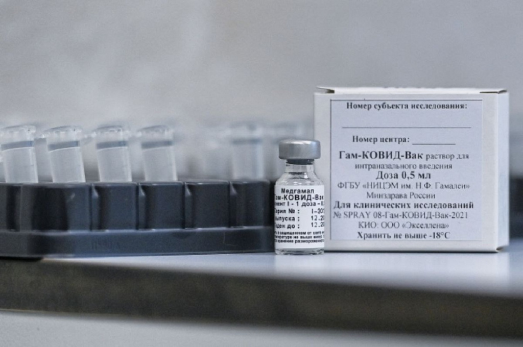 Астраханцы могут вакцинироваться от коронавируса назальной вакциной