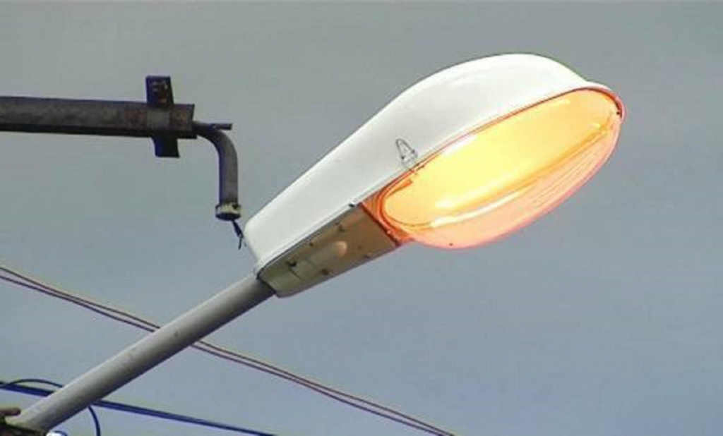 В сёлах Астраханской области установили более 400 энергосберегающих светильников 