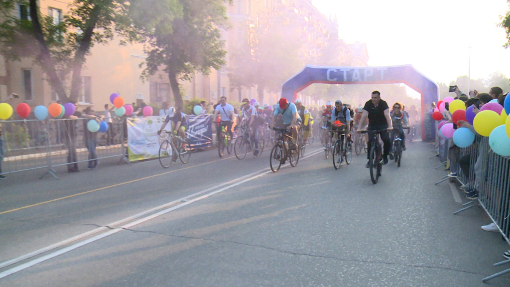 Более 6,5 тысяч человек приняли участие в велопараде в Астрахани