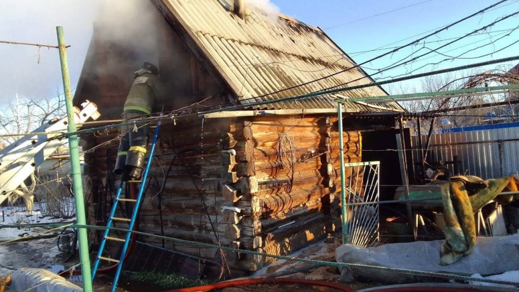 При пожаре а Астрахани погибла 72-летняя женщина
