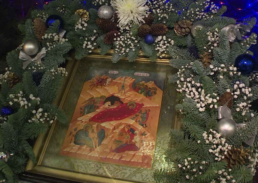 Астраханцы готовятся к празднованию Рождества Христова
