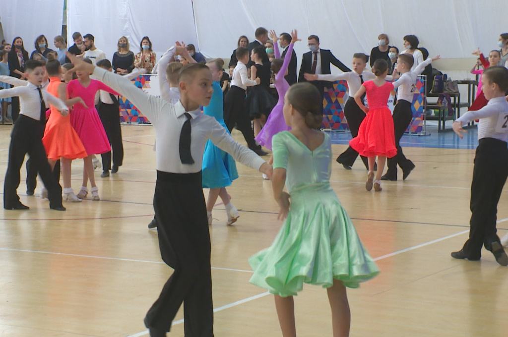 В Астрахани прошли областные соревнования по танцам