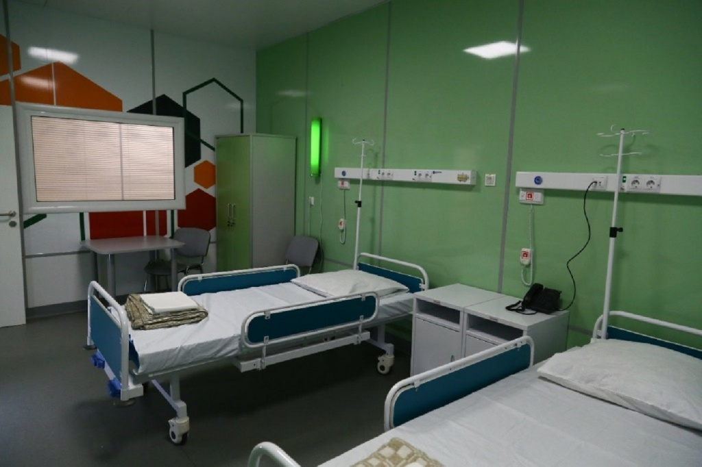 В Астраханской области сократили коечный фонд в ковидных госпиталях