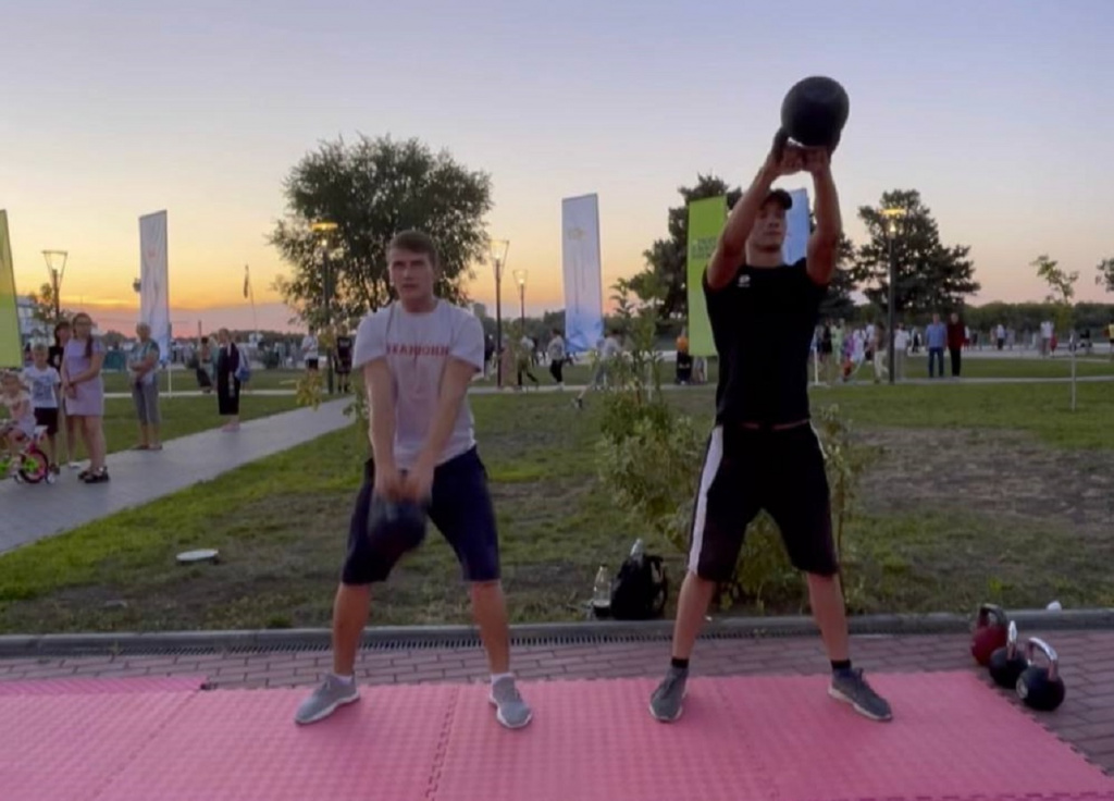 В Астрахани более 3 тысяч человек приняли участие в акции “День спорта”