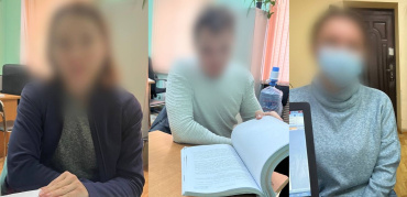 В Астрахани сотрудники вуза получили от студентов около 1 млн рублей